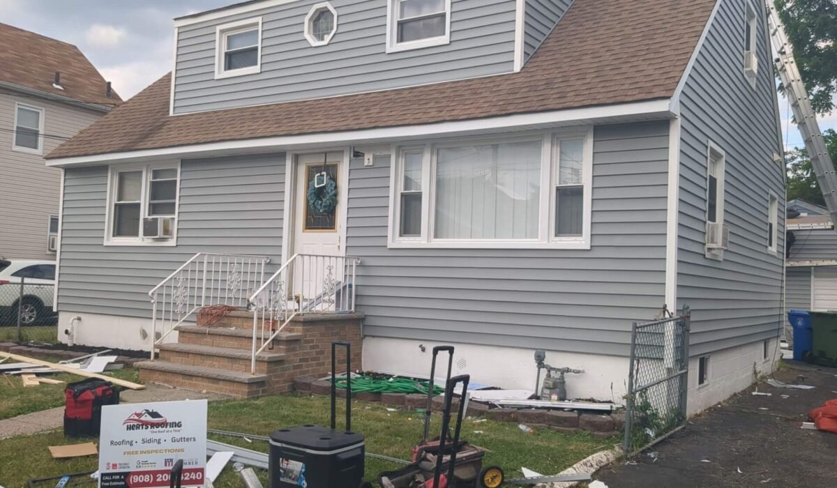 installing Vinyl Siding